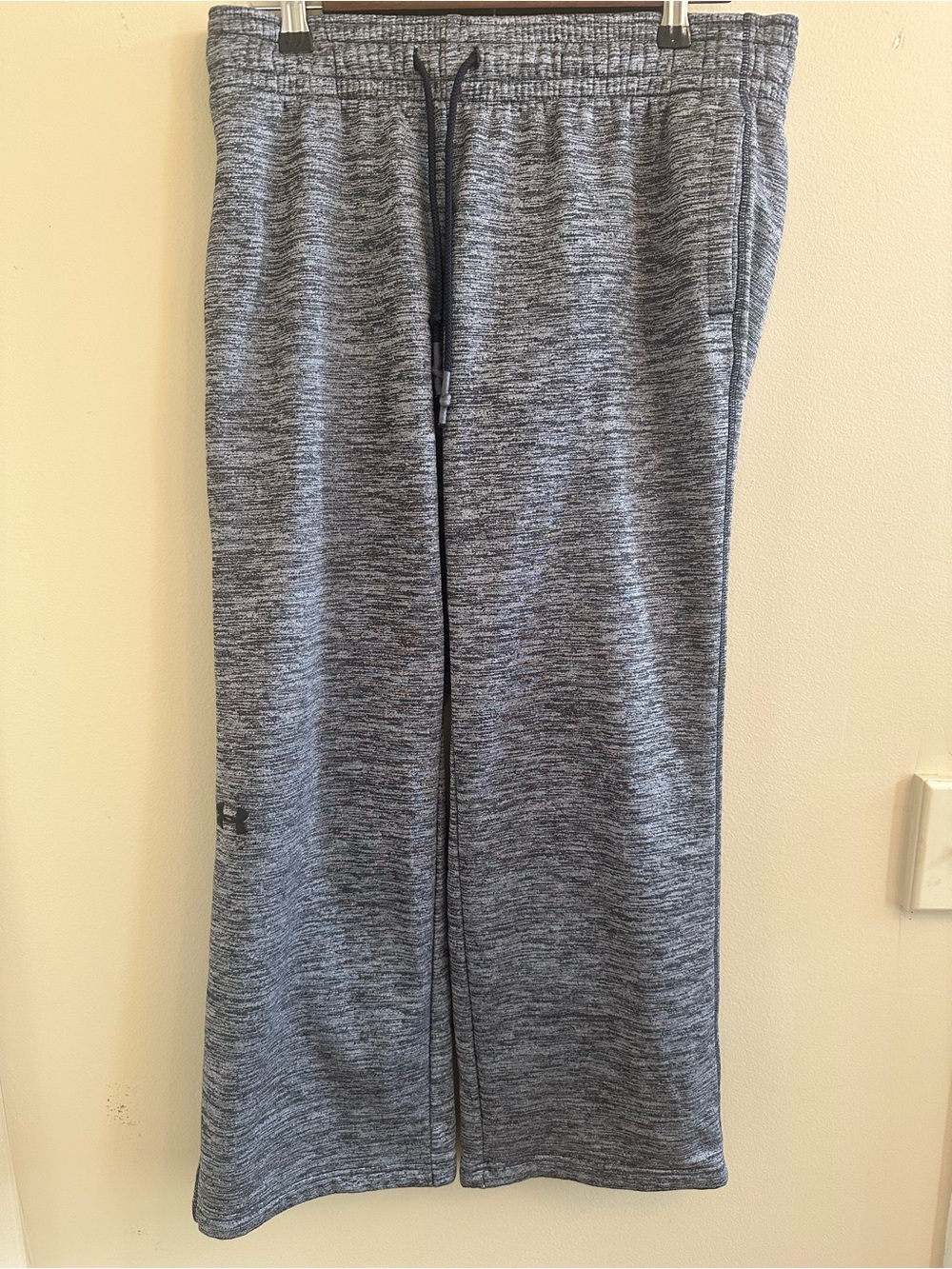 Under Armour Storm Cold Gear Pants Size Medium - Picture 2 of 7